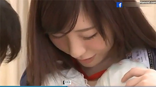 大人の女性ふたりが年下男子をやさしくリード。安心と緊張 動画のサムネイル